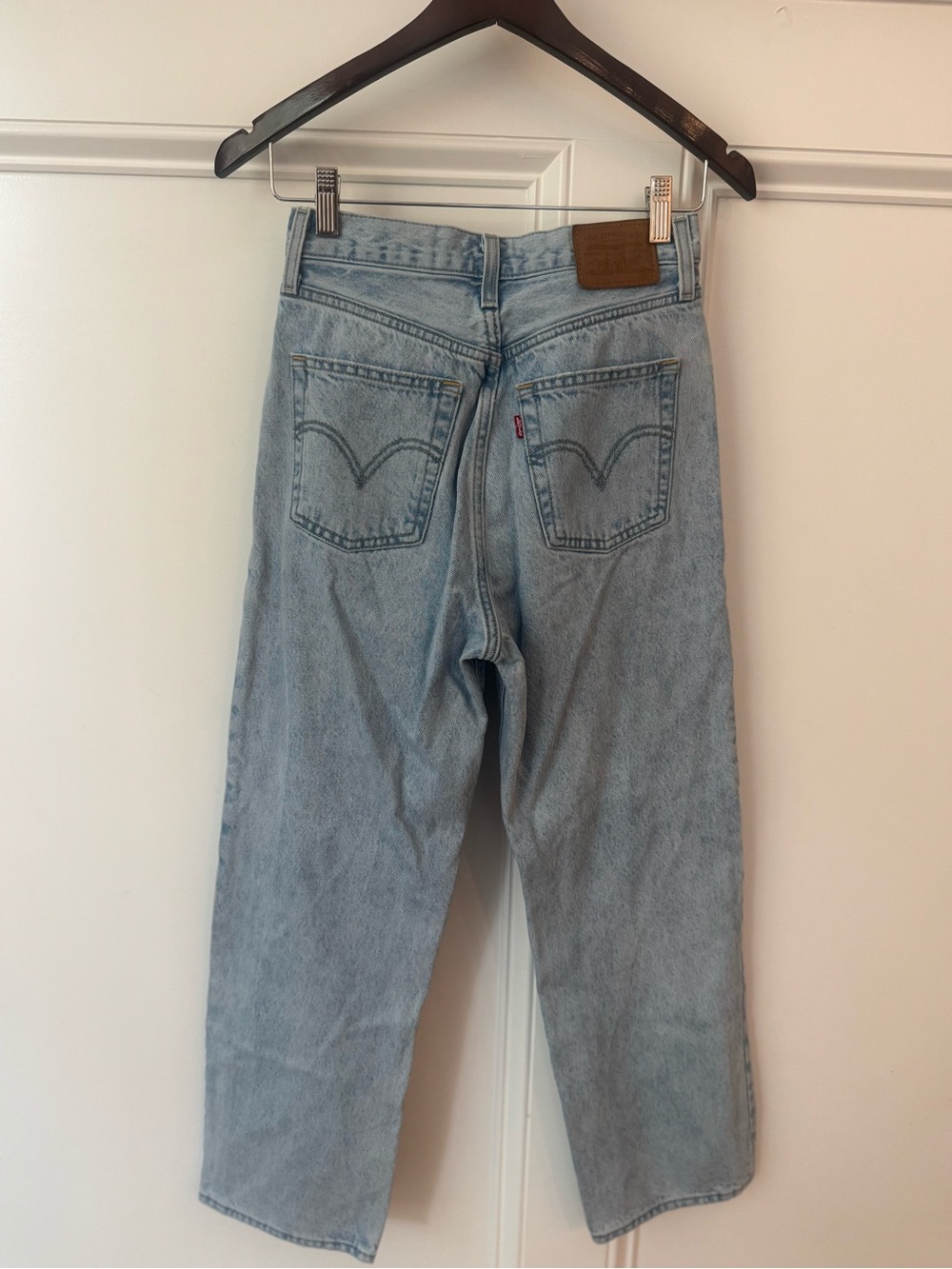 Levi's Ribcage Straight Ankle Jeans